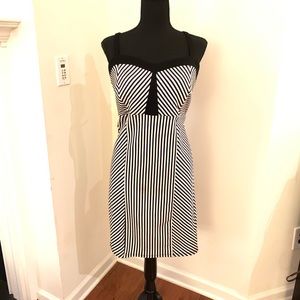 TORRID - Black and white spandex party dress